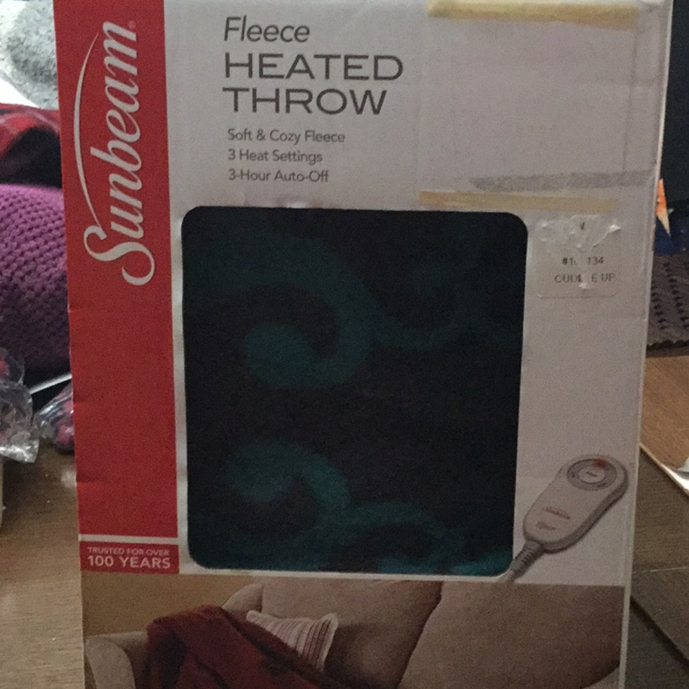 Fleece Electric heated throw blanket brand new